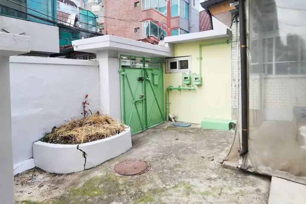 K-12 Hongdae 7min #sinchon 6min Apartment