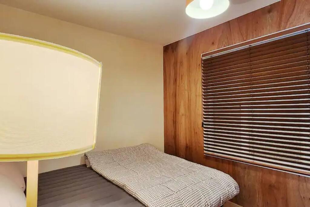K-12 Hongdae 7min #sinchon 6min * Seoul