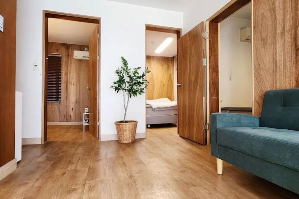 Apartamento K-12 Hongdae 7min #sinchon 6min Seul